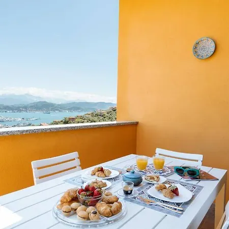 Piccapiana Sea View Attic Flat - Mytouristhome Daire La Spezia