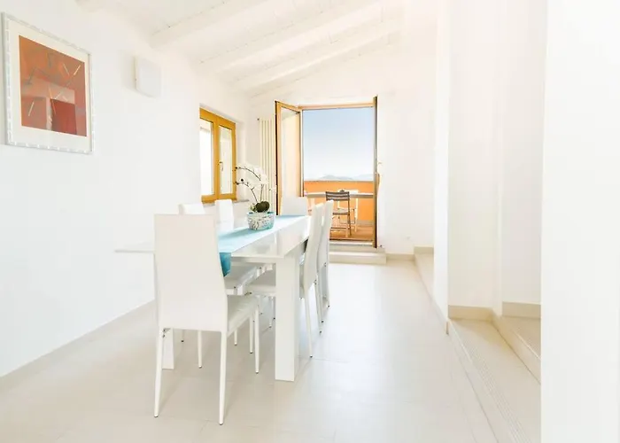 Piccapiana Sea View Attic Flat * לה ספציה